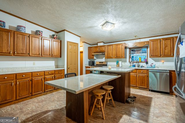 1054 Booze Mountain Road SE, Lindale, GA 30147