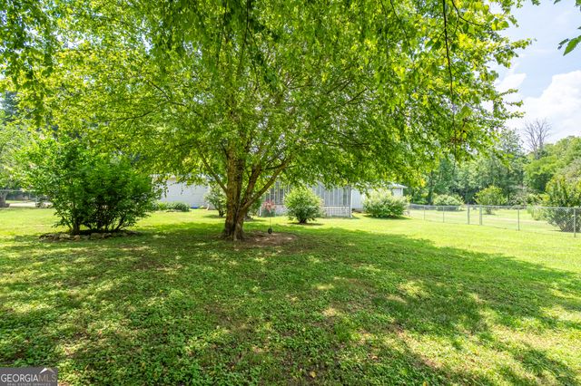 1054 Booze Mountain Road SE, Lindale, GA 30147