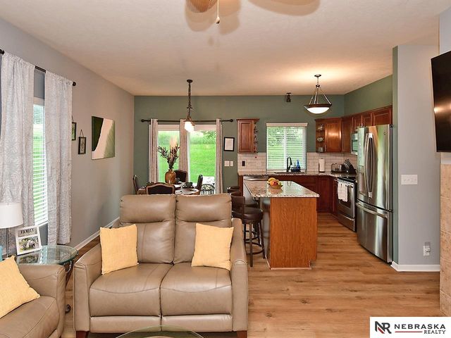 10405 S 26th Street, Bellevue, NE 68123