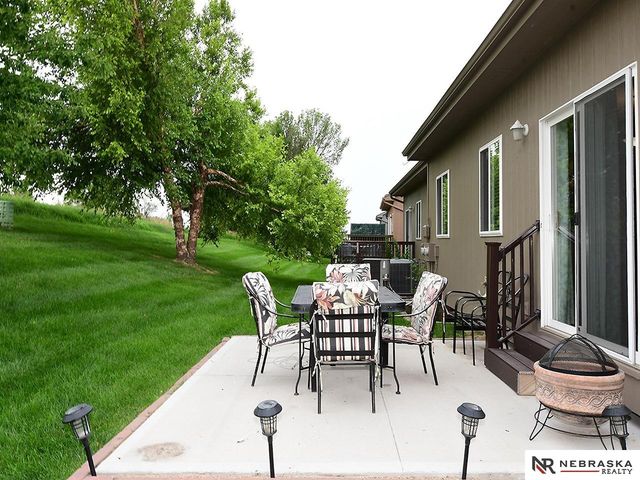 10405 S 26th Street, Bellevue, NE 68123