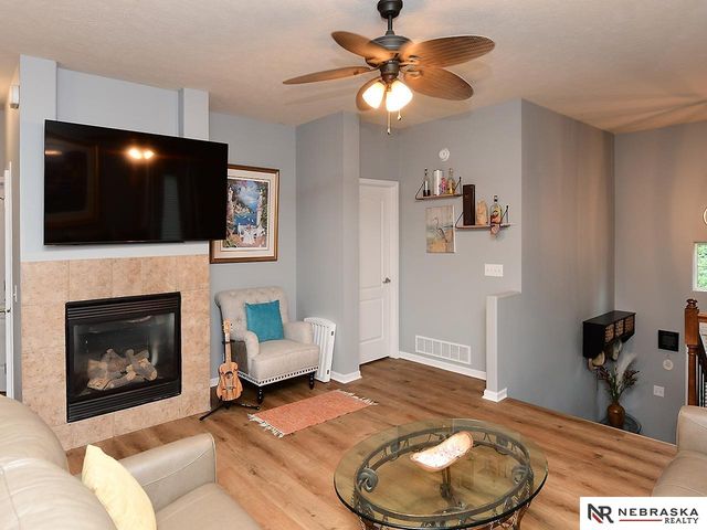 10405 S 26th Street, Bellevue, NE 68123
