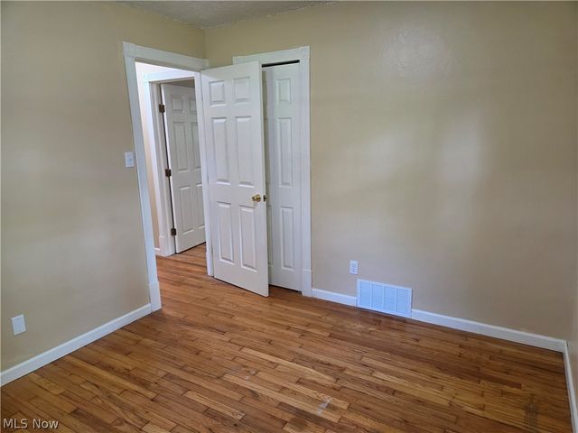 10024 Cummins Lane, Deerfield, OH 44411