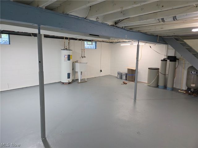 10024 Cummins Lane, Deerfield, OH 44411