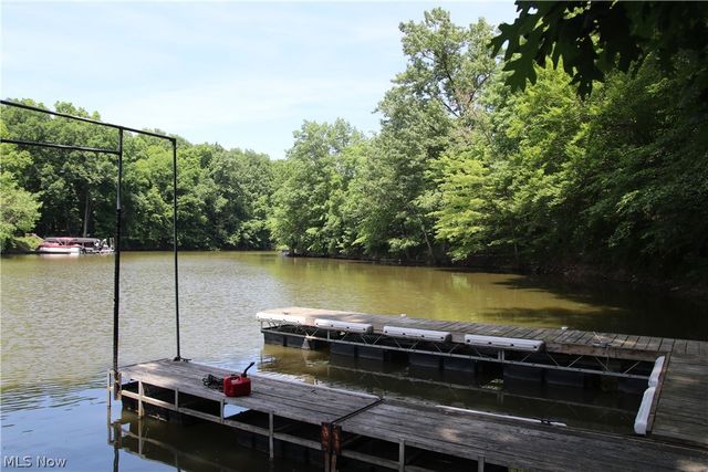 10024 Cummins Lane, Deerfield, OH 44411