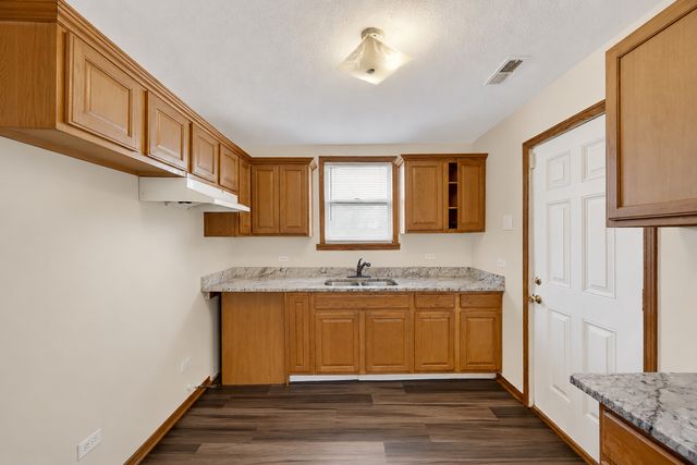15613 S Homan Avenue, Markham, IL 60428