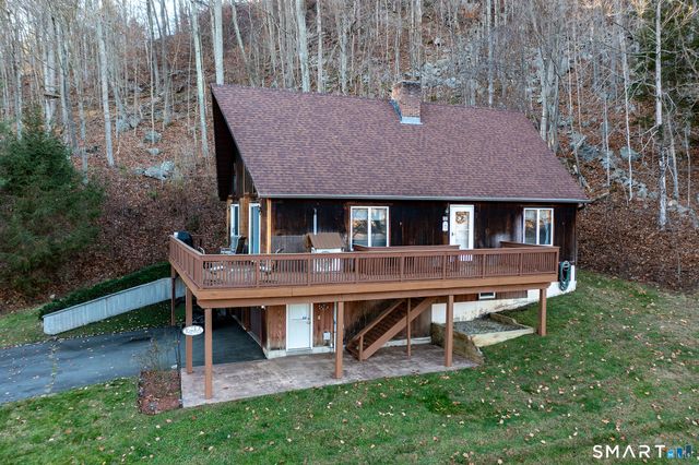 15 Hilldale Drive, Southbury, CT 06488