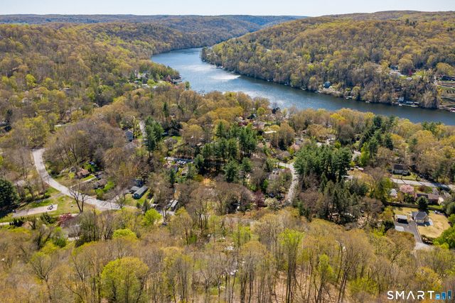 15 Hilldale Drive, Southbury, CT 06488