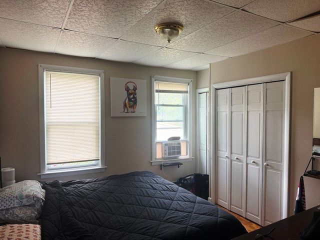 264 Belmont St 2, Worcester, MA 01604
