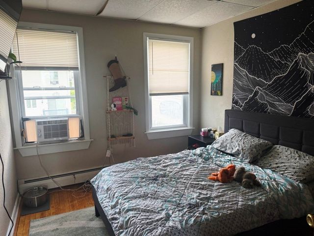 264 Belmont St 2, Worcester, MA 01604