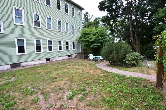 264 Belmont St 2, Worcester, MA 01604