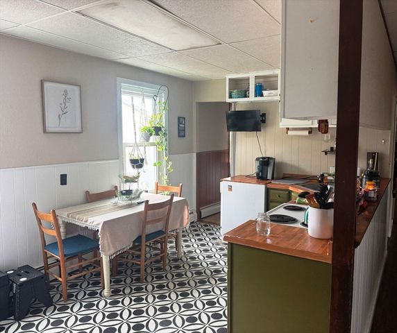 264 Belmont St 2, Worcester, MA 01604