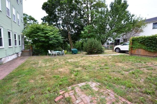 264 Belmont St 2, Worcester, MA 01604
