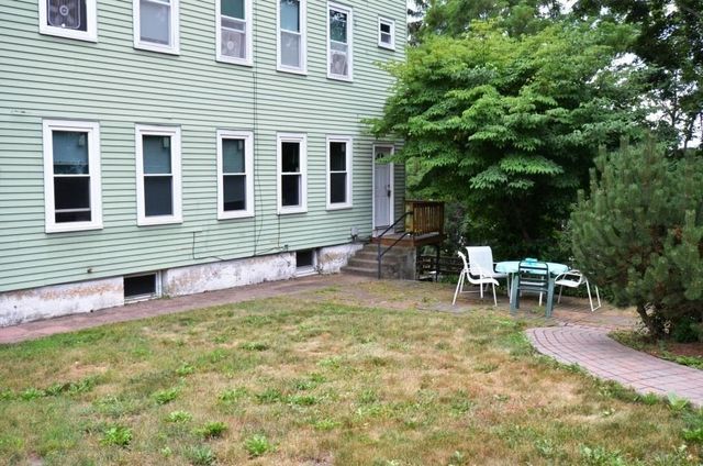 264 Belmont St 2, Worcester, MA 01604