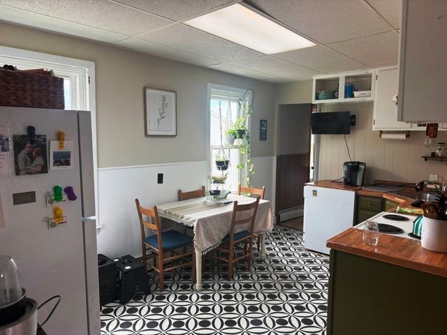 264 Belmont St 2, Worcester, MA 01604