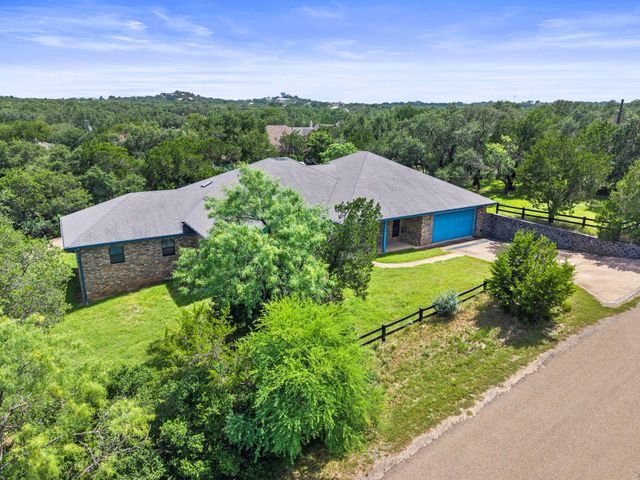 313 Lagoon LOOP, Horseshoe Bay, TX 78657
