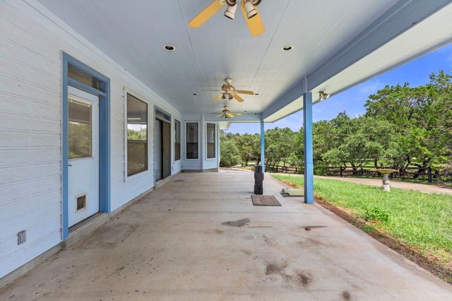313 Lagoon LOOP, Horseshoe Bay, TX 78657