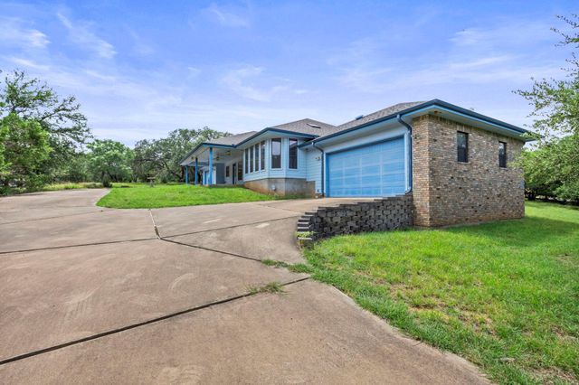 313 Lagoon LOOP, Horseshoe Bay, TX 78657