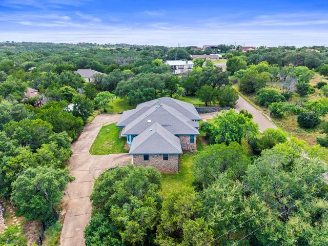 313 Lagoon LOOP, Horseshoe Bay, TX 78657