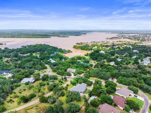 313 Lagoon LOOP, Horseshoe Bay, TX 78657