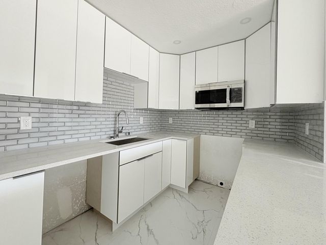 6507 Alexander Road, West Palm Beach, FL 33413