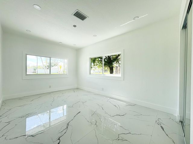 6507 Alexander Road, West Palm Beach, FL 33413