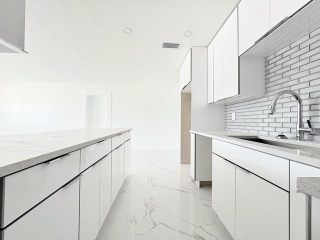 6507 Alexander Road, West Palm Beach, FL 33413
