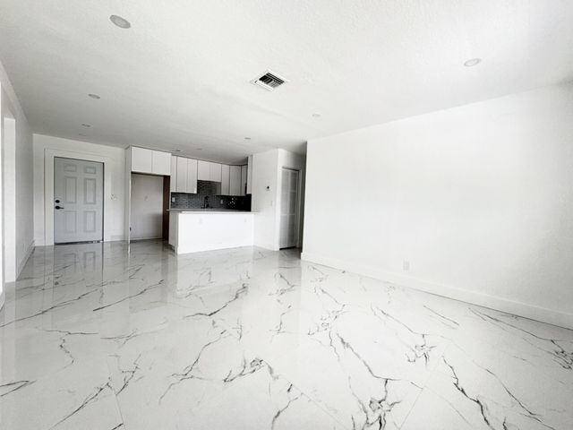 6507 Alexander Road, West Palm Beach, FL 33413