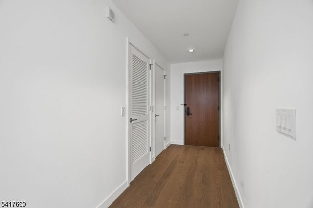 75 Park Ln 3305, Jersey City, NJ 07310