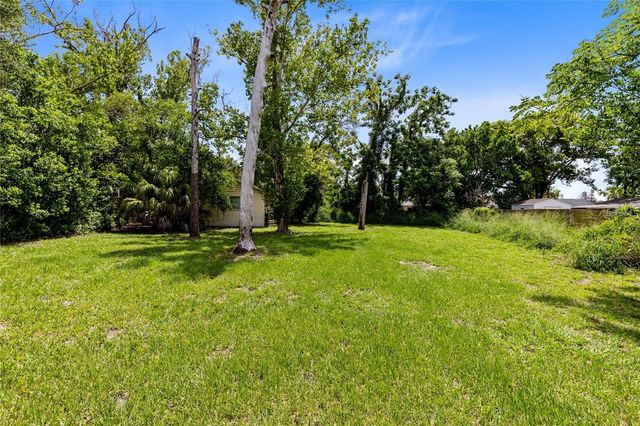 3711 N RONALD REAGAN BOULEVARD, Longwood, FL 32750