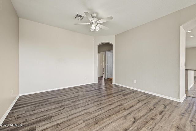 10201 W FLORENCE Avenue, Tolleson, AZ 85353