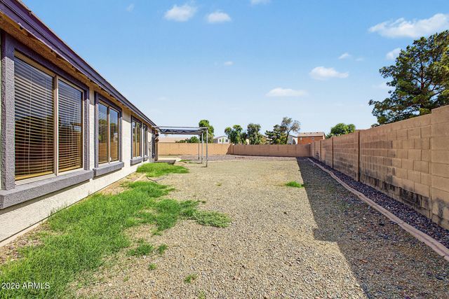10201 W FLORENCE Avenue, Tolleson, AZ 85353