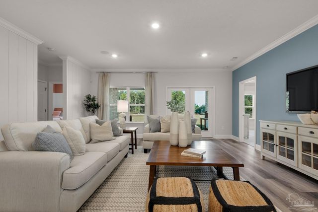 7604 Piper Cir, Milton, FL 32583