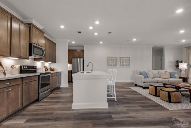 7604 Piper Cir, Milton, FL 32583