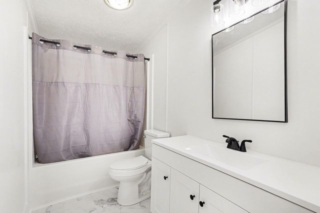 195 63rd Street, Casco Twp, MI 49090