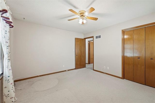 105 SE Colony Drive, Lee's Summit, MO 64063