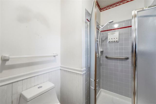 105 SE Colony Drive, Lee's Summit, MO 64063