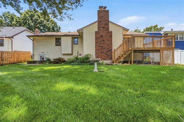105 SE Colony Drive, Lee's Summit, MO 64063