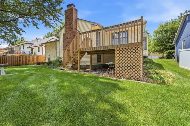 105 SE Colony Drive, Lee's Summit, MO 64063