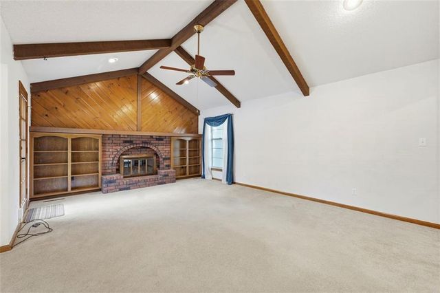 105 SE Colony Drive, Lee's Summit, MO 64063