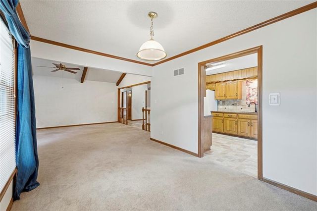 105 SE Colony Drive, Lee's Summit, MO 64063