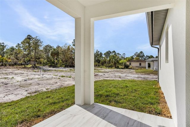 4245 60th AVE NE, Naples, FL 34120