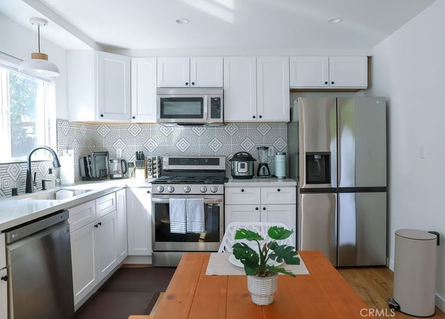 1219 N Alexandria Avenue, Los Angeles, CA 90029