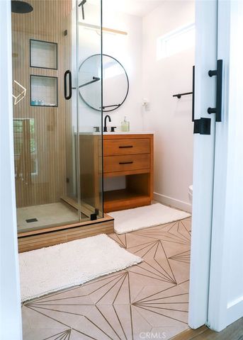 1219 N Alexandria Avenue, Los Angeles, CA 90029