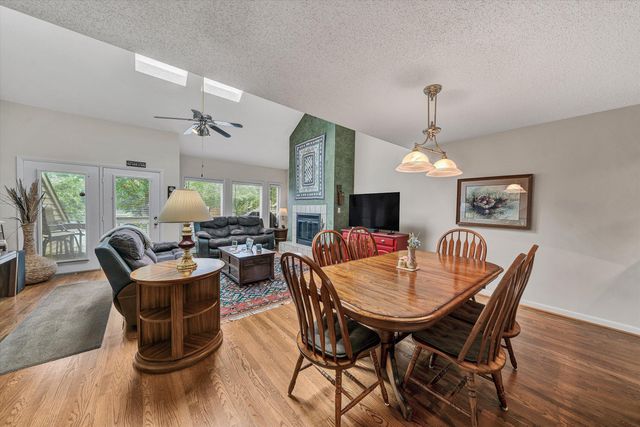111 Fawn Haven LN, Huddleston, VA 24104