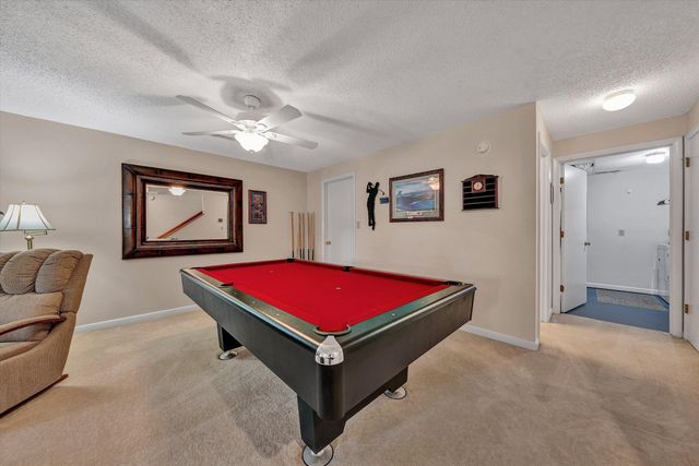 111 Fawn Haven LN, Huddleston, VA 24104