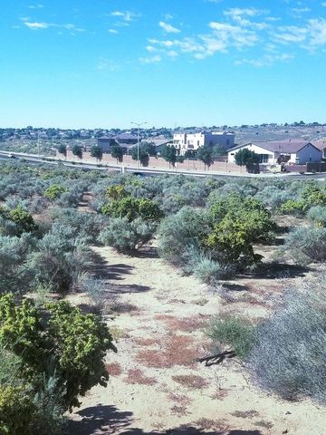 708 Broadmoor Boulevard NE, Rio Rancho, NM 87124