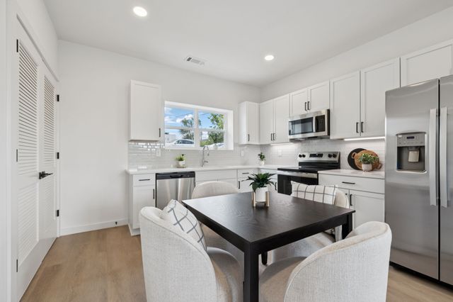 1015 W Trinity Ln Unit 6, Nashville, TN 37218
