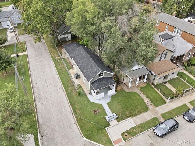 6121 Alabama Avenue, St Louis, MO 63111