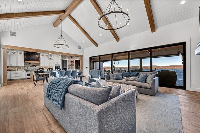 8837 Castleberry Way, Rogers, AR 72756