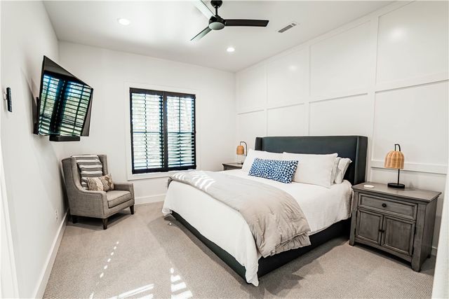 8837 Castleberry Way, Rogers, AR 72756